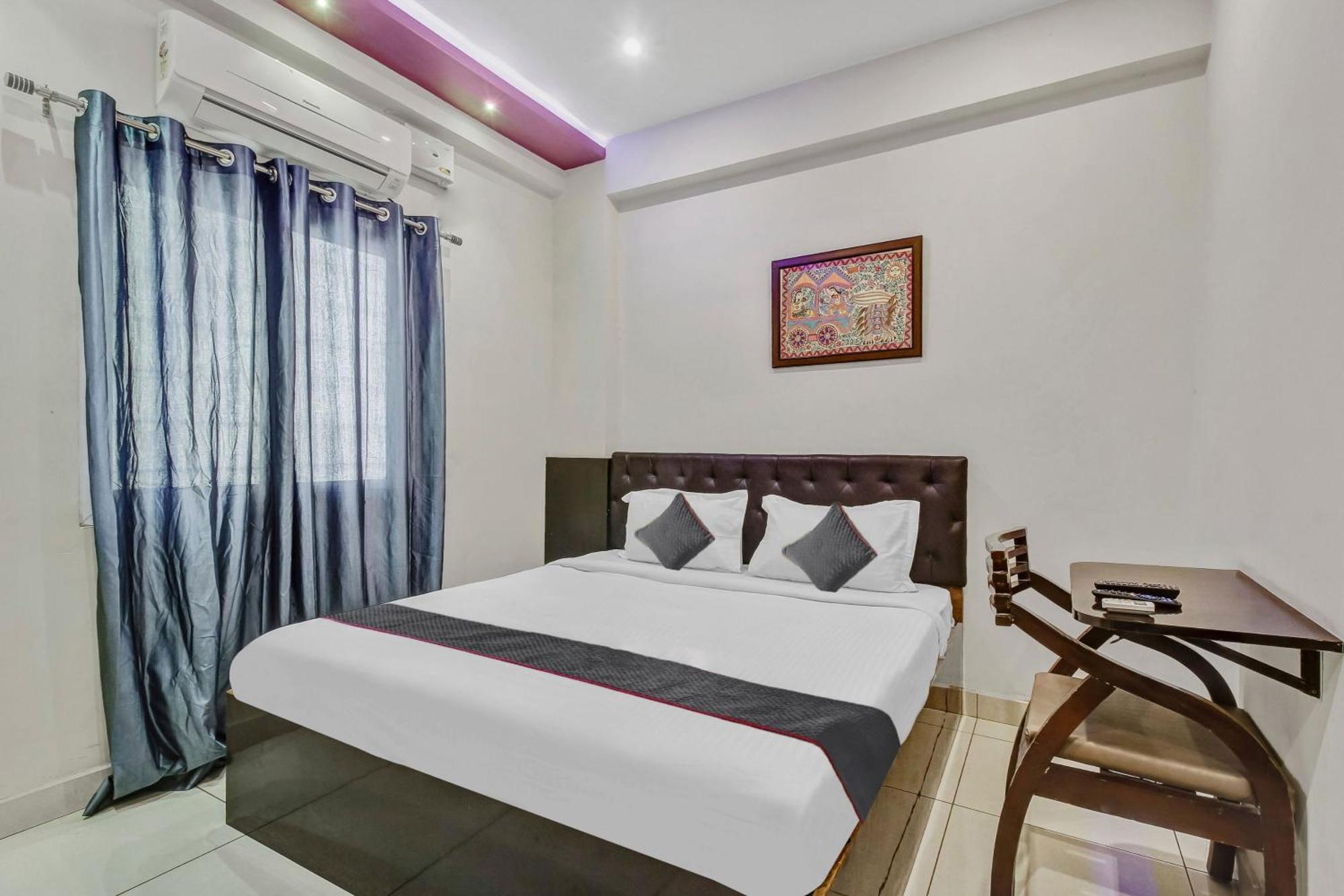 Collection O Galaxy Suites Haïdarabad Extérieur photo