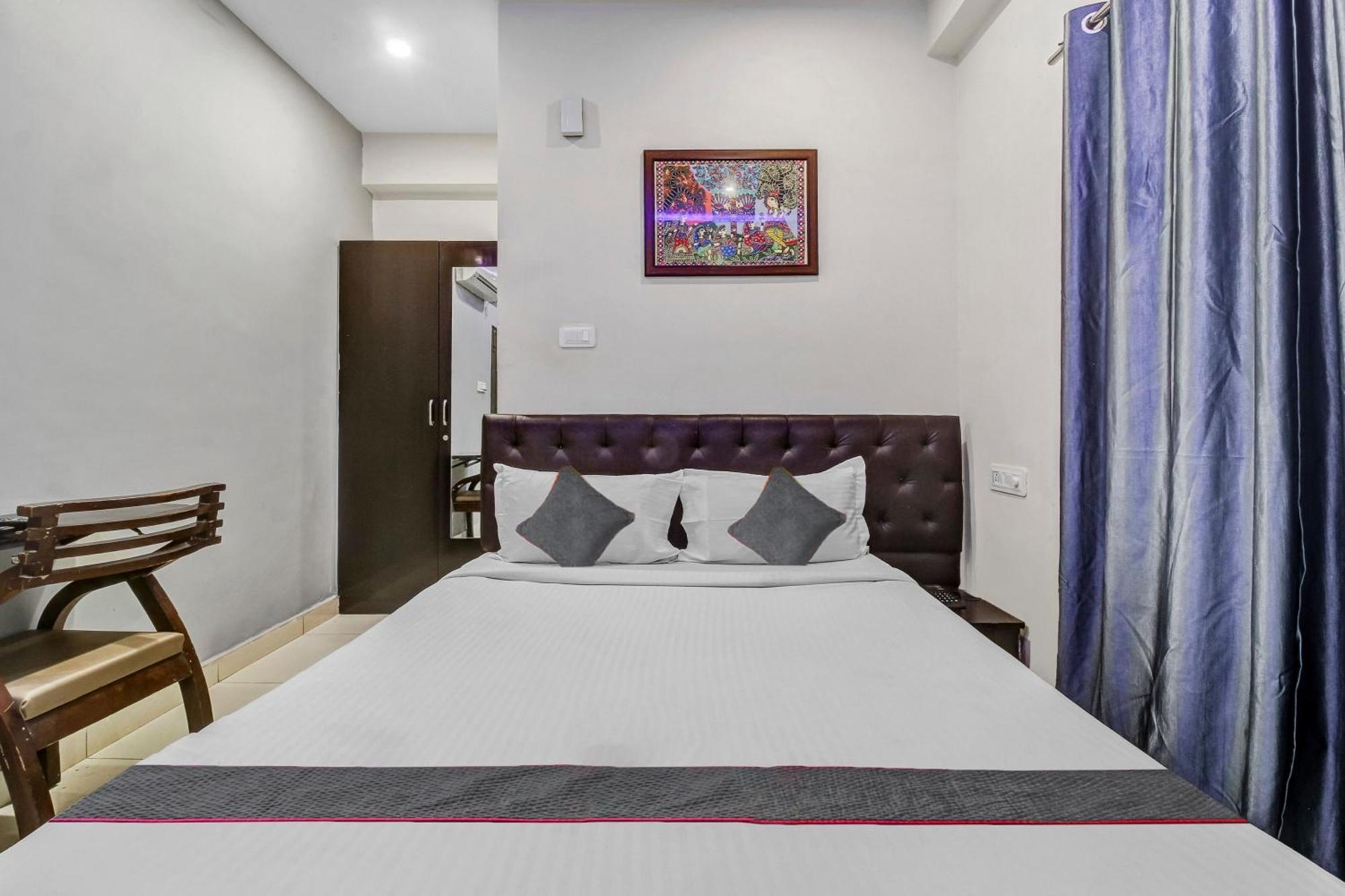 Collection O Galaxy Suites Haïdarabad Extérieur photo