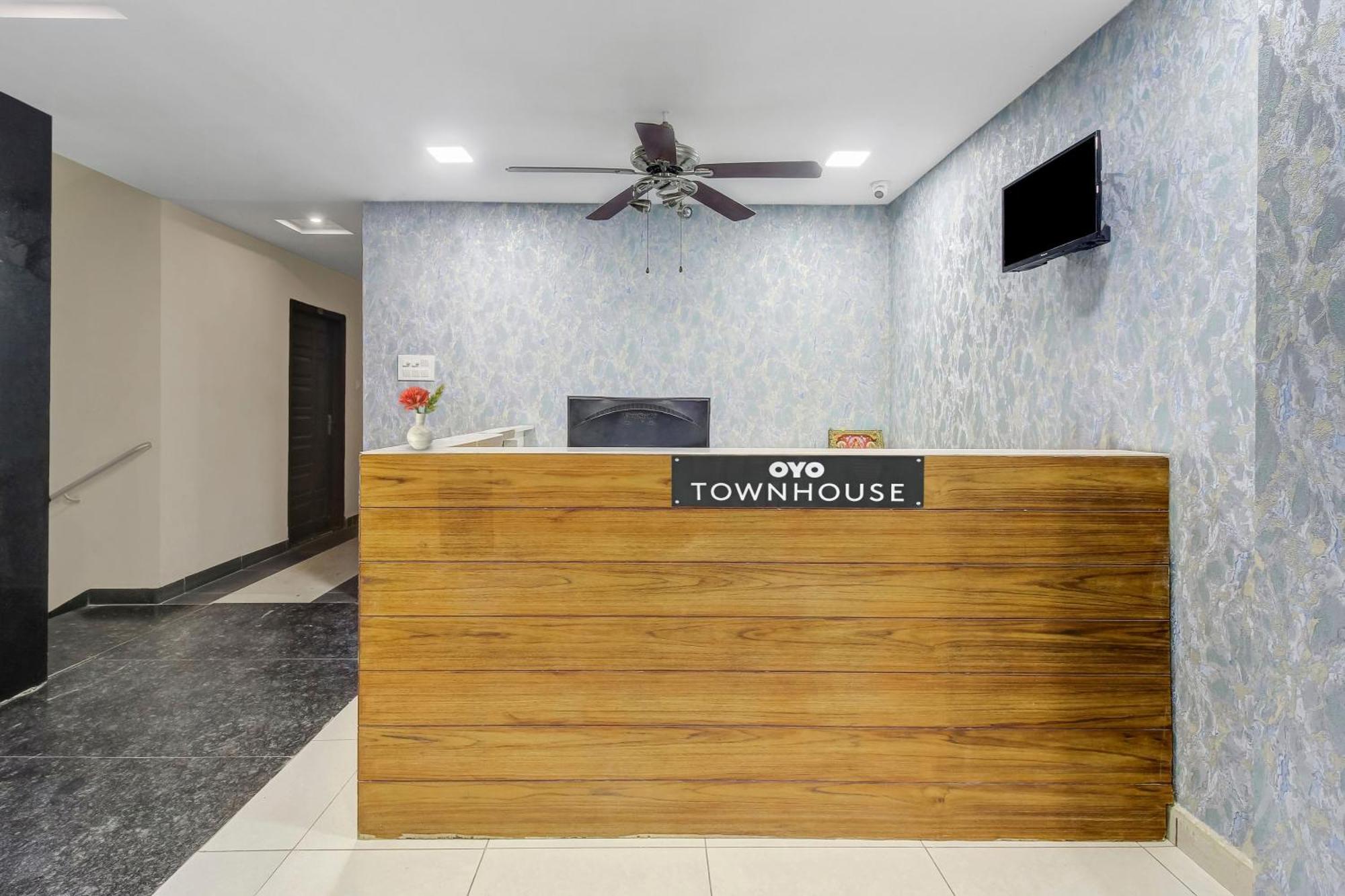 Collection O Galaxy Suites Haïdarabad Extérieur photo
