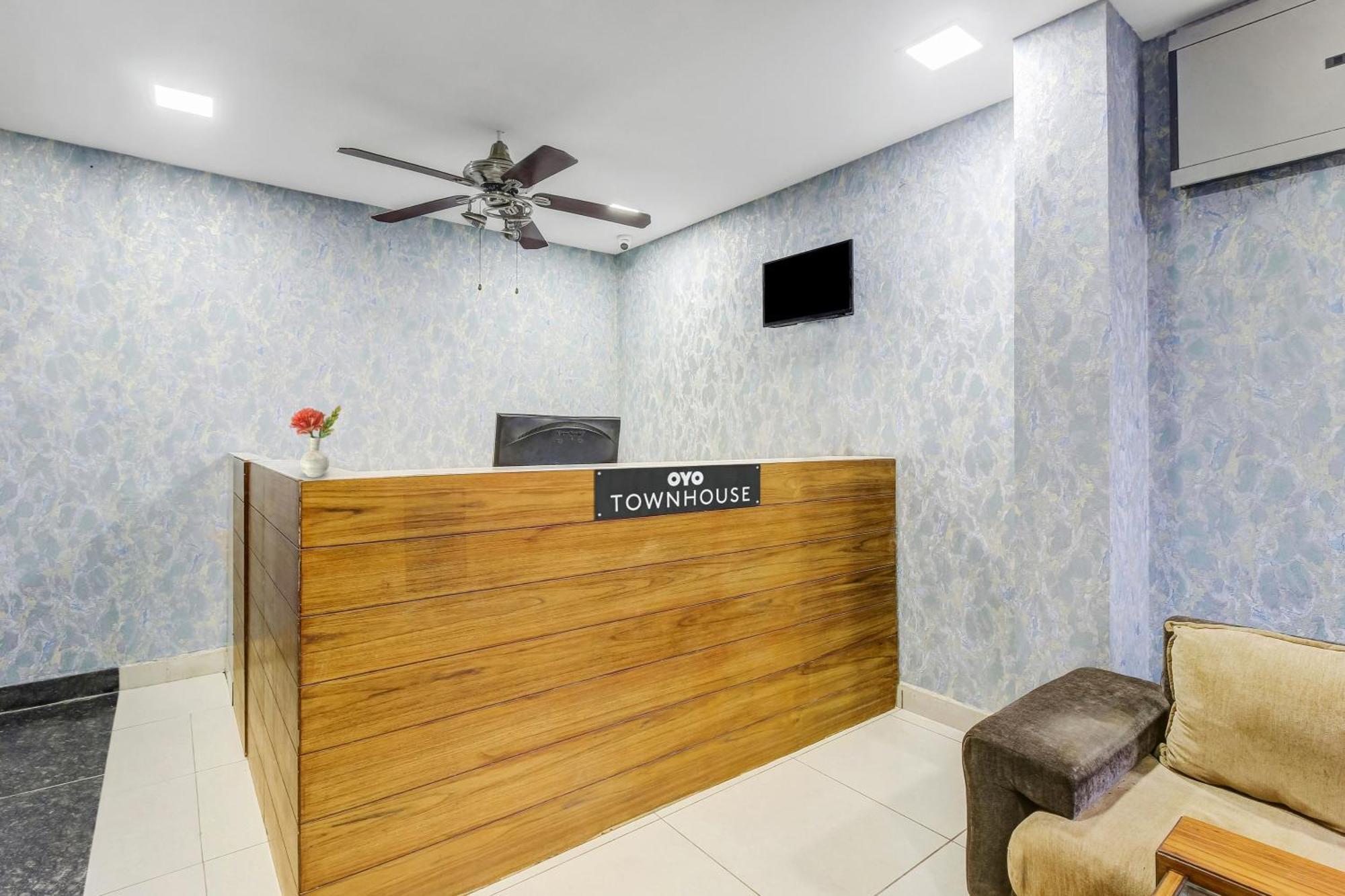 Collection O Galaxy Suites Haïdarabad Extérieur photo